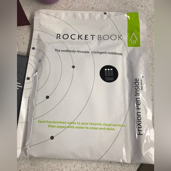 Rocketbook Note Smart Reusable Executive Planner Dot-Grid and Lined, 5" X 7" - Picture 4 of 5